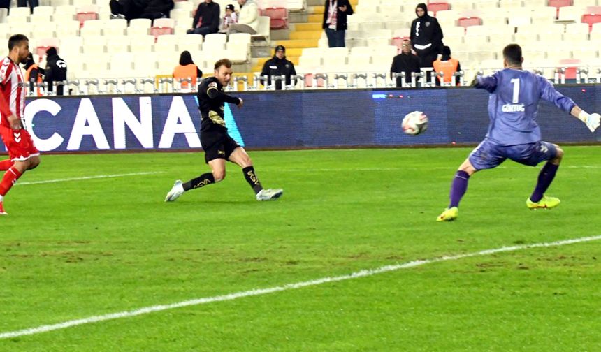 Yusuf direğe nişanladı