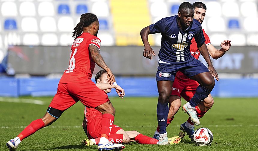 Çorum FK Martı'yı iki golle avladı