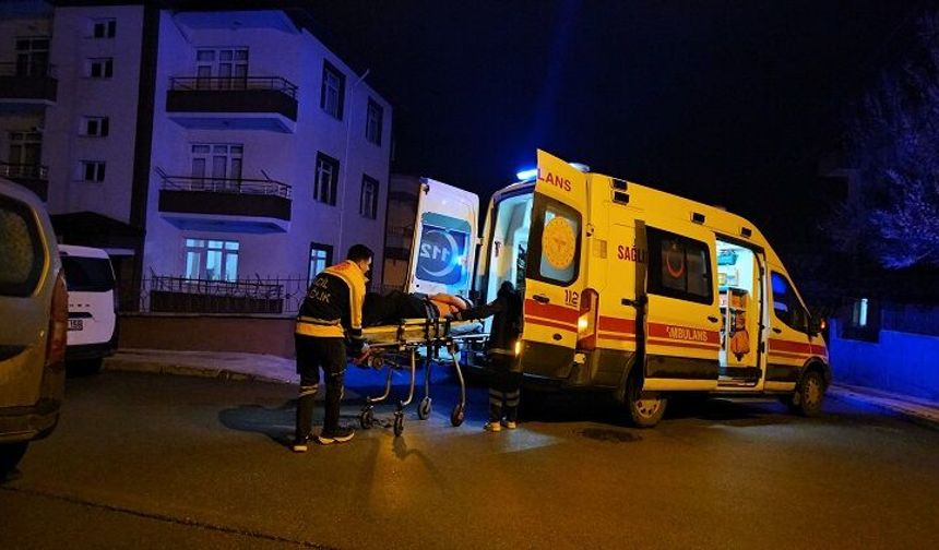 Komşuların bıçaklı-sopalı kavgasında kan aktı