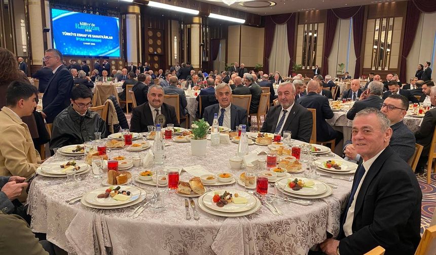 Recep Gür külliyede iftara katıldı