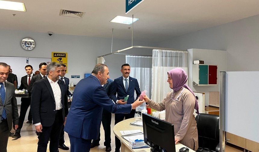 MHP sağlık çalışanlarının bayramını kutladı