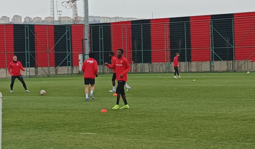 Uğur hocadan Zubairu açıklaması