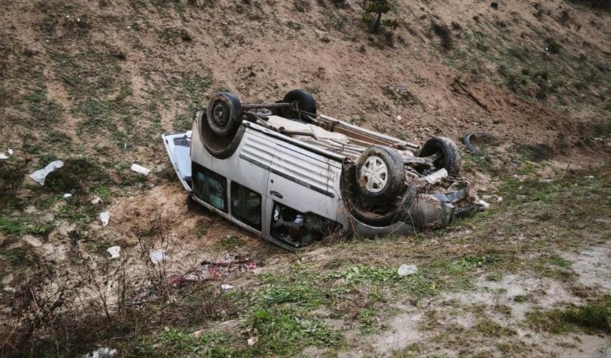 Aynı aileden 4 kişi kazada yaralandı