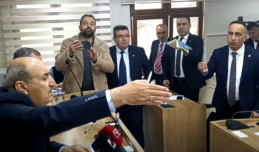 İl Genel Meclisi'nde 'seçim' krizi