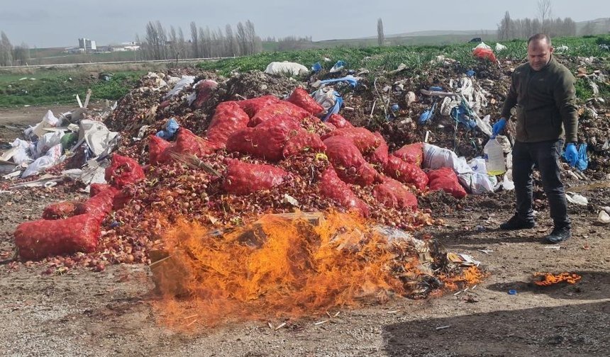 Çorum'da kaçak sigara ve alkol yakılarak imha edildi