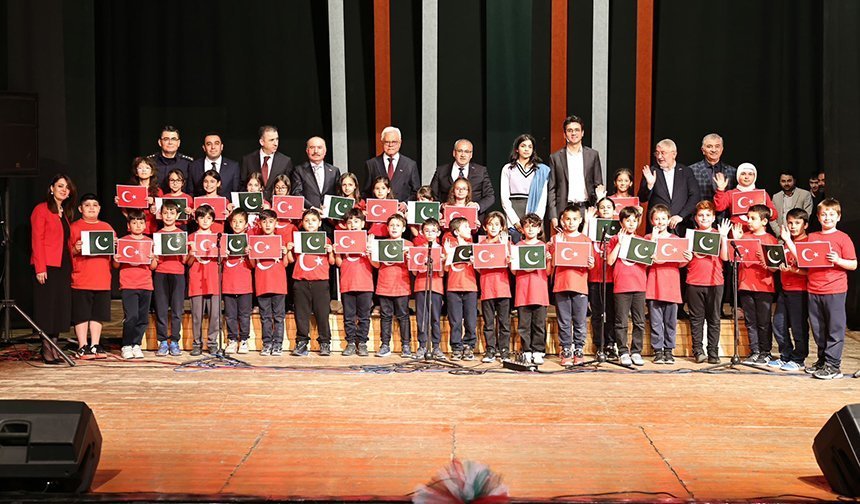 Türkiye-Pakistan kardeşliği sanatla taçlandı