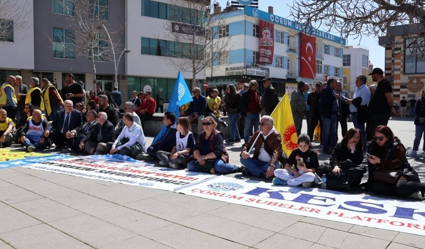 Oturma eylemi yaptılar