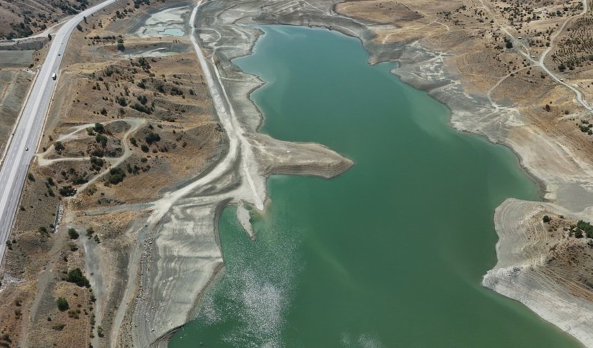 Çorum'da barajlar coştu!