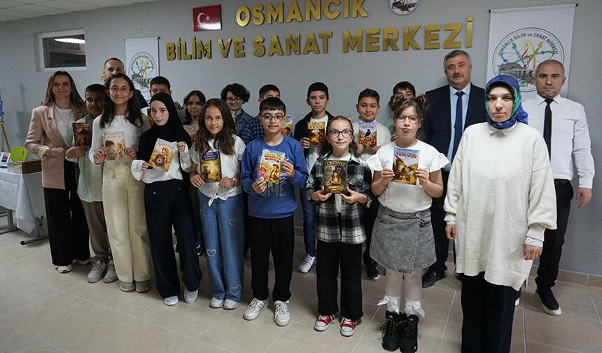 Çorum'da yazarlık eğitimi alan öğrenciler kendi kitaplarını yazıyor