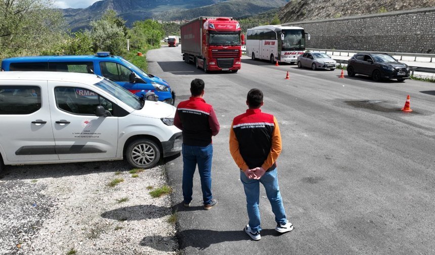Belgesiz hayvan nakli yaptığı tespit edilen araçlara ceza kesildi