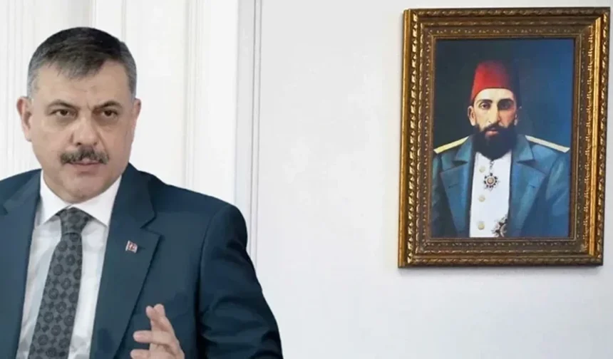 Bakan Çiftçi'den 2. Abdulhamit tablosu açıklaması