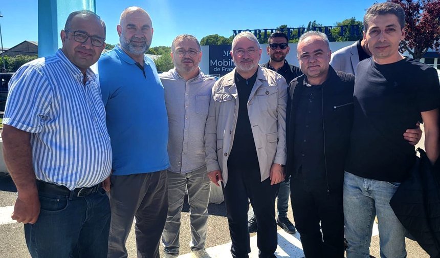 Çorumlular Başkan Aşgın’ı Fransa’da yalnız bırakmadı