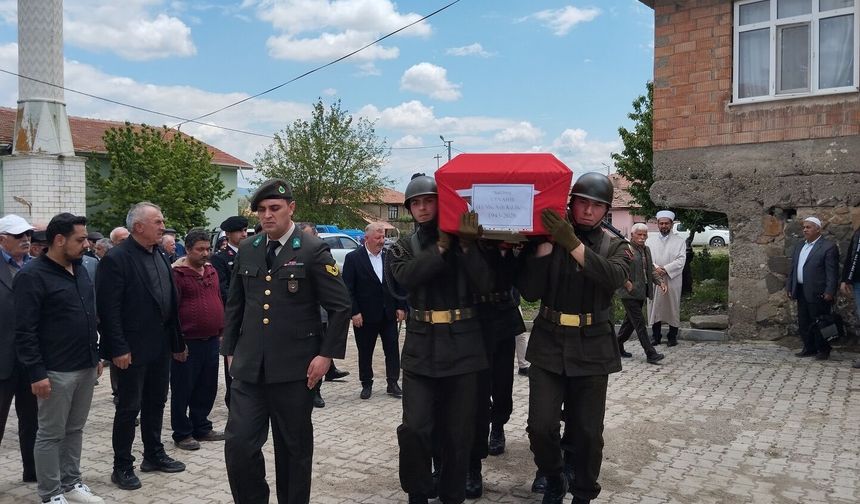 Kıbrıs gazisi dualarla uğurlandı