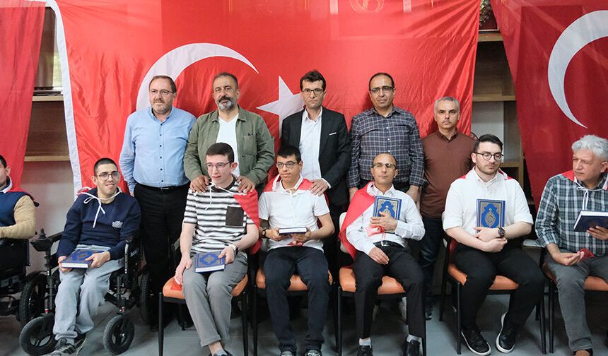 Temsili askerlik yapacak engelliler için "asker kınası" yakıldı