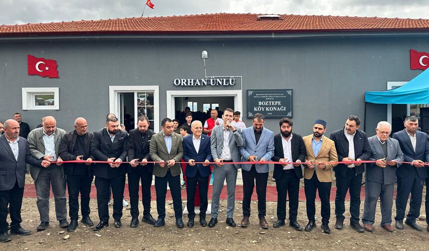 Köy konağını kaymakam açtı