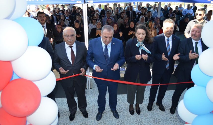 Sosyal tesise görkemli açılış