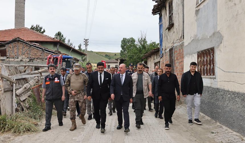 Vali Çalgan'dan Hamamlıçayköy'e ziyaret