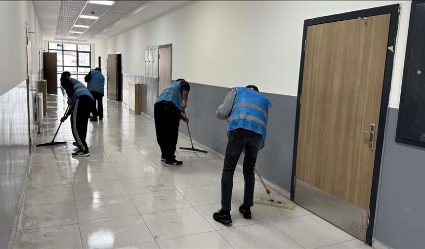 Okullara 35 kişi alınacak