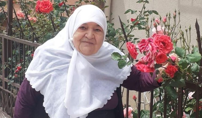 Dr. Tarık Şanlı annesini kaybetti