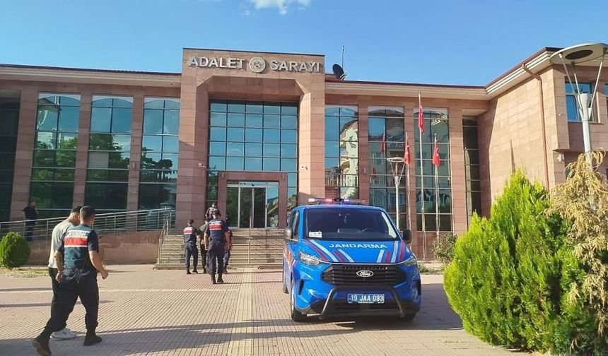 Uyuşturucu tacirlerine jandarmadan operasyon