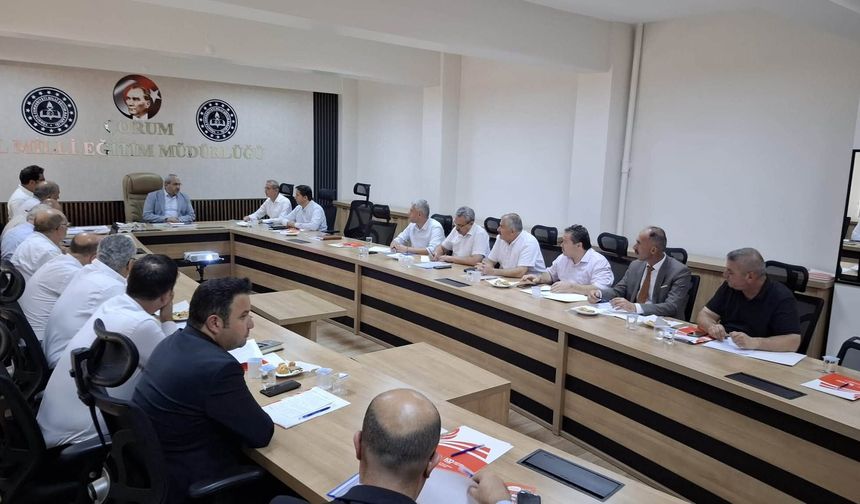 Çağlar: Eğitimde başarının temeli güçlü ekip ruhu ve ortak akıl