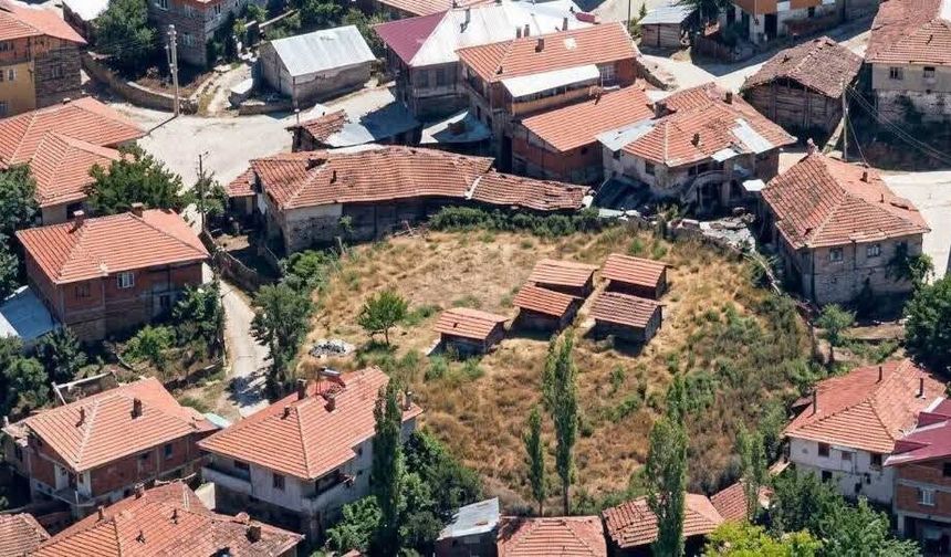 'Göz göre göre çürüyor'