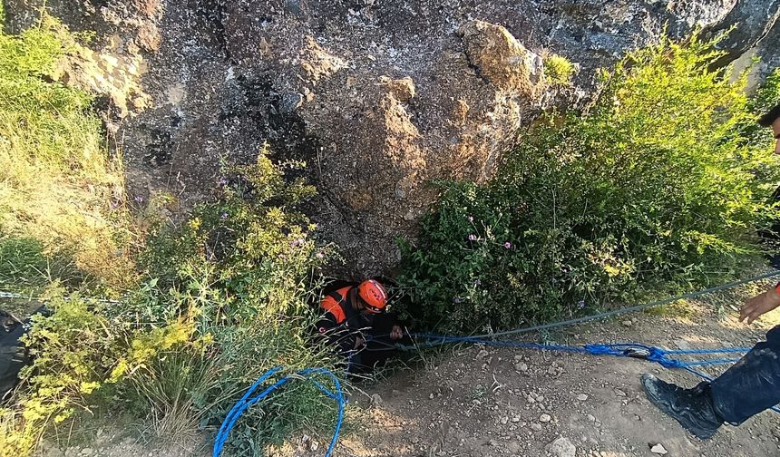 Çorum'da kaçak kazı faciası: Mağarada mahsur kaldı