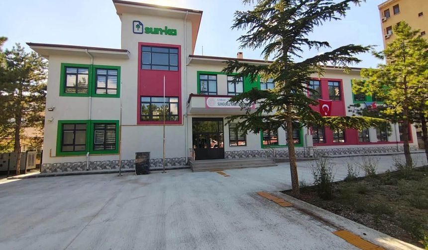 Hayırsever işadamlarının yaptırdığı okul yeni eğitim-öğretim dönemine hazır