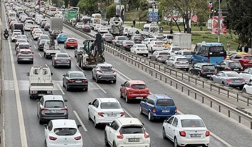 Trafik yönetmeliği değişti! İşte yenilikler