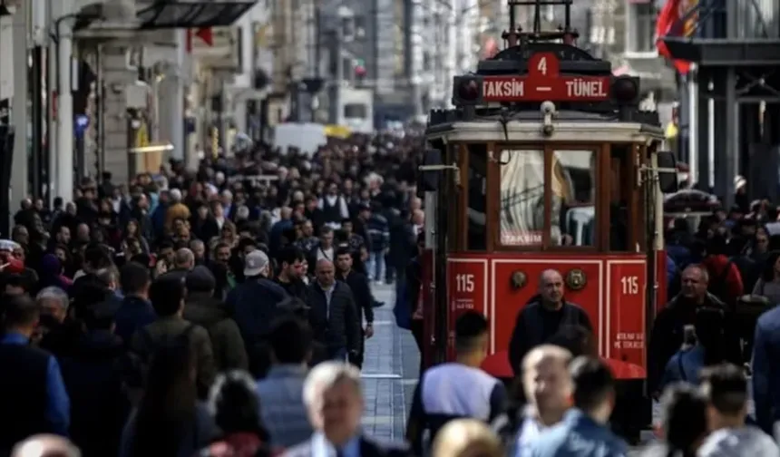 Türkiye'de yaşlı nüfus oranı tarihin zirvesinde