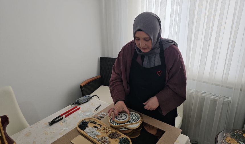 El sanatları kursunda edindiği hobiyi mesleğe dönüştürdü