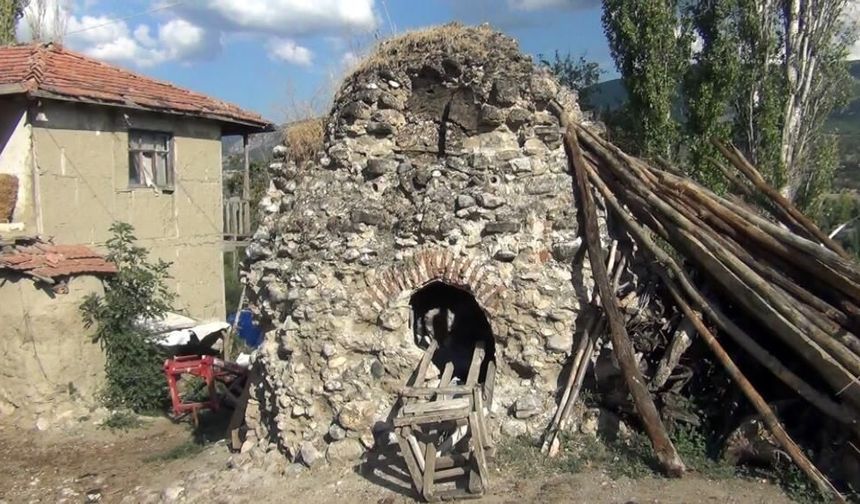 Çorum'da tarihi hamam zamana direniyor