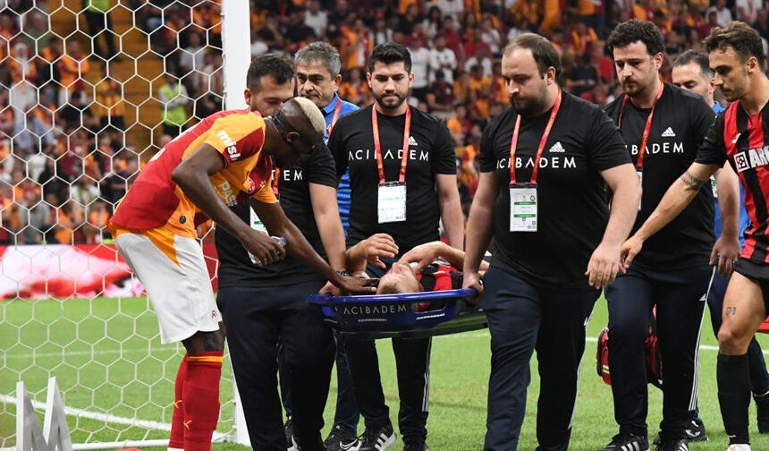 Hırvat stoper ilk maçında sakatlandı