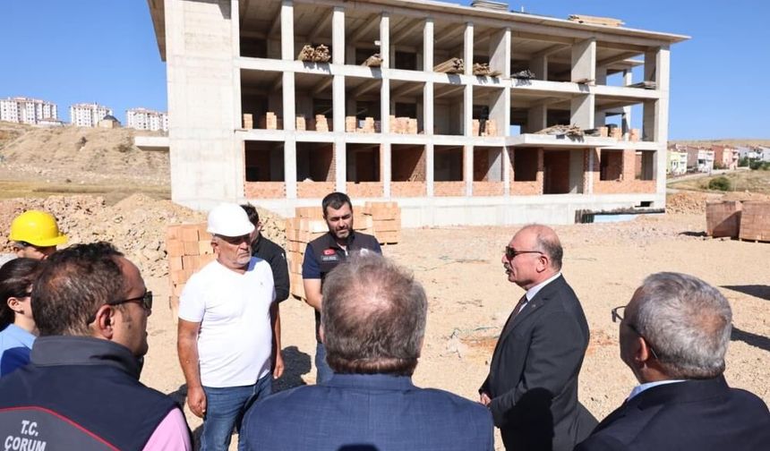 Vali Çalgan eğitim yatırımlarını inceledi