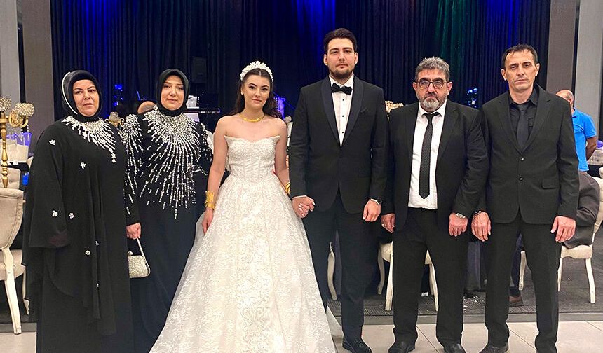 Beyza ile Enes mutluluğa 'evet' dediler