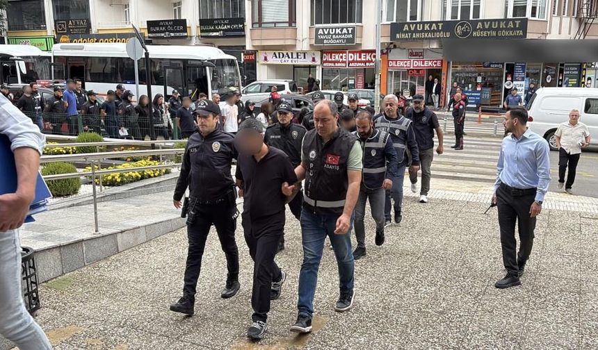 Sahte notercilerden 15'i tutuklandı