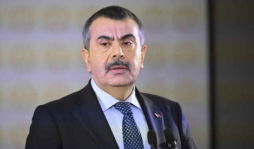 Ara tatiller kalkıyor mu? Bakan noktayı koydu