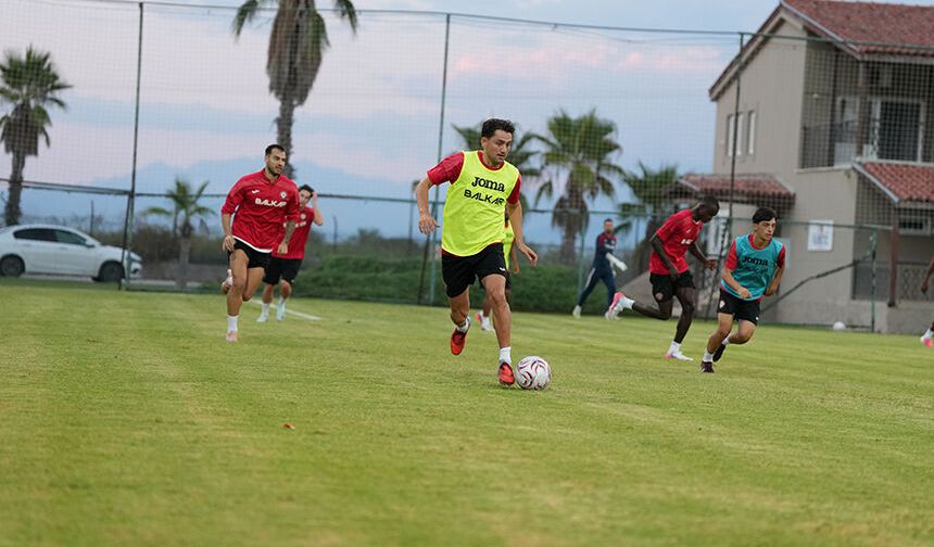 Çorum FK hocasız çalışmalara başladı