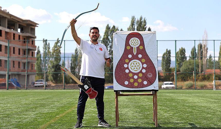Çorumlu okçu milli takıma kadar yükseldi