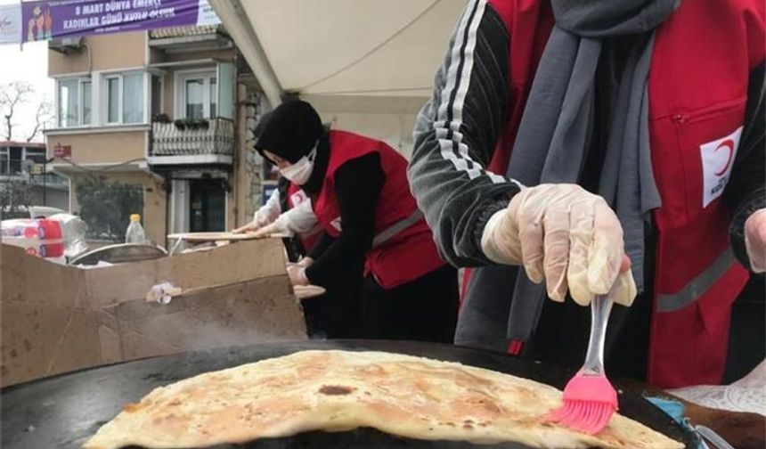 Kızılay aşevi projesi için kermes açıyor