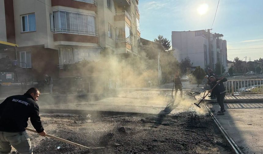 Çorum'un bu ilçesine 2 bin ton asfalt serildi