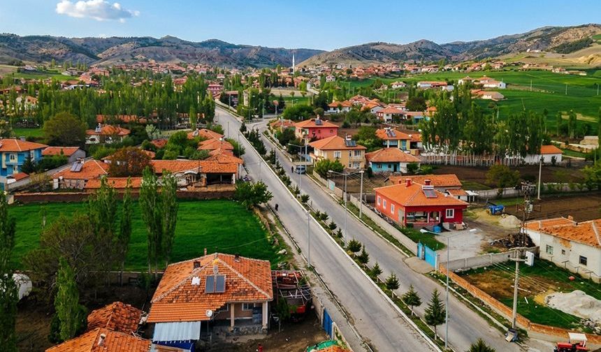 Çorum'da demiryolu için bu köyde kamulaştırma yapılacak