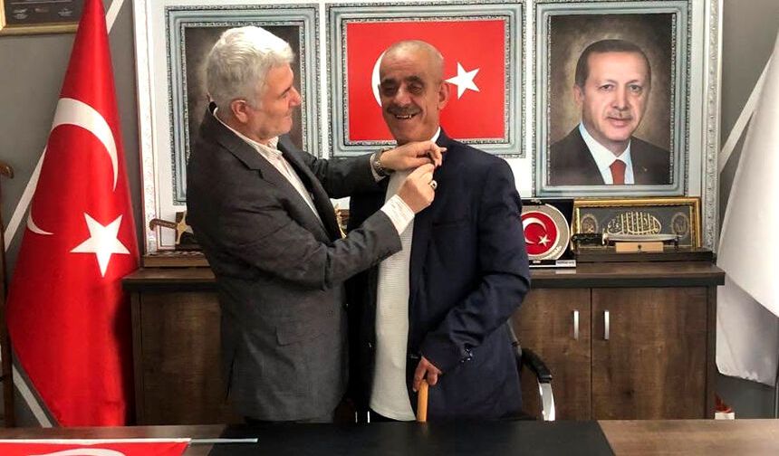 'Abdullah Başkan' AK Partili oldu'
