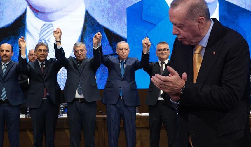 Bomba kulis! 9 belediye başkanı daha AK Parti'ye geçiyor