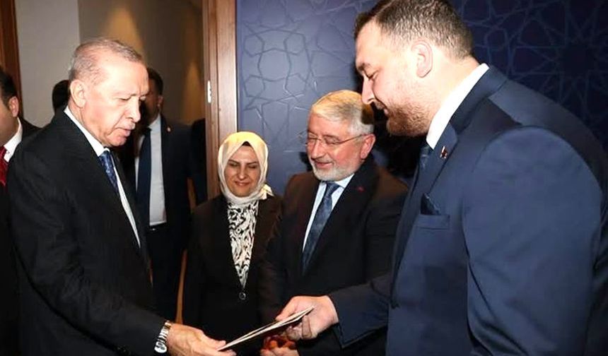 Aşgın'dan Cumhurbaşkanı Erdoğan'a düğün davetiyesi
