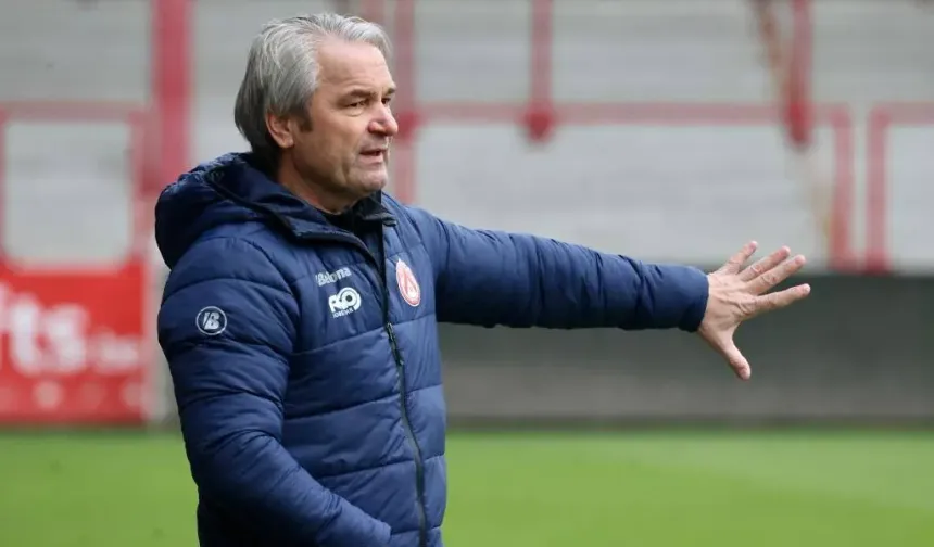 Süper Lig ekibi yeni teknik direktörünü açıkladı