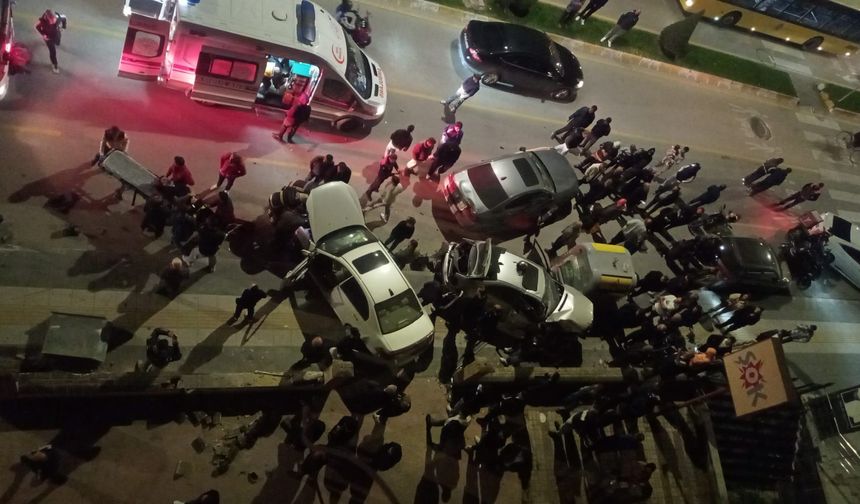 Eşref Hoca Caddesi savaş alanına döndü