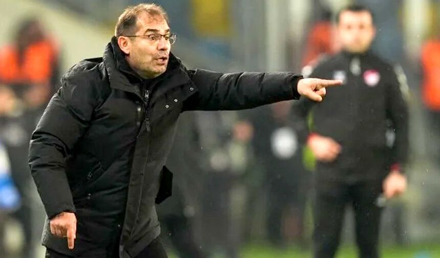 Süper Lig ekibi hocasıyla yollarını ayırdı