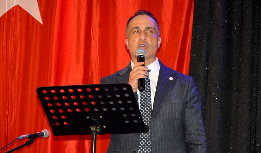 Solmaz'dan CHP'ye gönderme! Ne Cumhuriyet ne de CHP doğru ellerde yönetiliyor